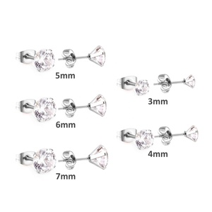Boucles d'oreilles en acier inoxydable plaqué or 18 carats avec zircon cubique, style simple et élégant, pour femmes - Product Image 5