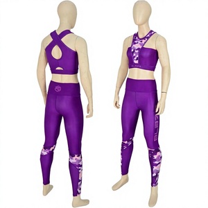 Ensemble de sport personnalisé 2025 pour femme : Soutien-gorge push-up uni et leggings froncés taille haute extensibles dans les quatre sens - Product Image 1
