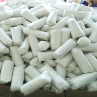 Offre Spéciale Prix Usine Fibre de Polyester Vierge Creuse Conjugée Matière de Remplissage en Fibre Synthétique pour Décoration Intérieure de Noël et de Fêtes