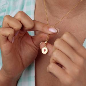 Colgante de Acero Inoxidable Color Oro 18K Estilo Europeo Americano, con Diseño de Tetera, Zirconia y Baño al Vacío, Estilo Casual y Moderno, Biscuit Love Furnace - Product Image 3