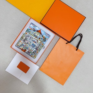 Cenicero de Cerámica de Estilo Europeo para Escritorio, Diseño Cuadrado de Gran Diámetro con Cuatro Ranuras, Base Antideslizante, Uso Personalizado en el Hogar y Restaurantes - Product Image 2