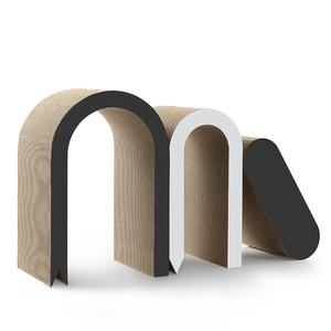 Stijlvolle U-vormige 3-in-1 design multifunctionele kartonnen krabpaal kattenmeubilair - Product Image 5