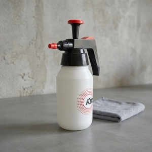 Pulvérisateur <span class=keywords><strong>dégraissant</strong></span> à haute pression <span class=keywords><strong>pour</strong></span> huile à boissons, avec joint FKM résistant aux solvants, bouteille de pulvérisation chimique à pompe manuelle 1,5 L <span class=keywords><strong>pour</strong></span> carrosseries de véhicules - Product Image 2
