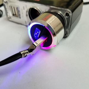 شاحن سيارة مخصص USB 3.1A مزدوج مع مصباح شحن LED ولاعة سجائر نوع 5 فولت الإخراج 12-24 فولت الجهد 2 منفذ شحن - Product Image 5