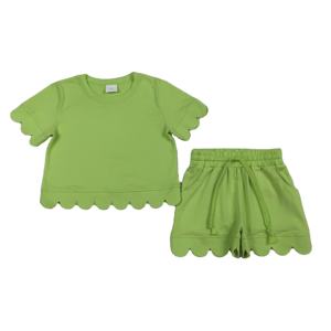 GSSO3179 RTS Venta al por Mayor Conjunto de Ropa de Verano para Niña Pequeña, Color Verde Hierba, Estampado Sólido, Algodón, Manga Corta, con Volantes - Product Image 1