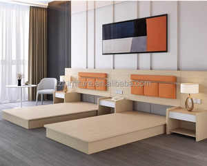 Juego de Muebles de Dormitorio para Hotel Comercial Moderno y Económico, Estructura de Cama de Madera Sólida Resistente, Cabecera Tapizada y Mesitas de Noche - Product Image 1