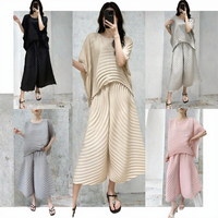 Ensemble 2 pièces plissé minimaliste et modeste : Cardigan ouvert à revers et pantalon taille haute à jambes larges vert olive – Tenue décontractée pour femme – Vente en gros OEM