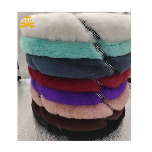 Produits d'entretien de <span class=keywords><strong>voiture</strong></span> Housses de volant en diamant Cadeaux Chauffe-fourrure Volant Vie quotidienne - Product Image 3