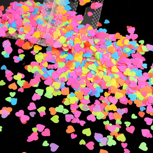 All'ingrosso colorato forme di <span class=keywords><strong>cuore</strong></span> paillettes per unghie <span class=keywords><strong>Glitter</strong></span> fiocchi adesivi Laser olografico <span class=keywords><strong>Glitter</strong></span> per la progettazione di chiodi - Product Image 5