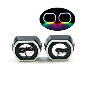 Carénages de projecteur à led avec halos de changement de couleur dynamique - Product Image 1