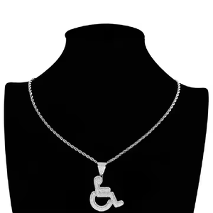 จี้รูปรถเข็นทำจากเงินแท้ 925 ประดับเพชรโมอิสซาไนต์ระยิบระยับ - Product Image 4