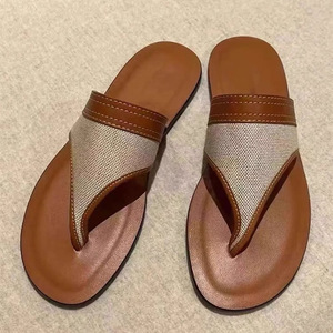 Sandalias Abiertas de Cuero Genuino Hechas a Medida al por Mayor para Hombres y Mujeres, Cómodas, Transpirables y Antideslizantes para Verano, Playa y Aire Libre - Product Image 1