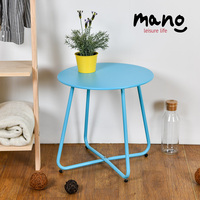 Table basse d'extérieur de style européen Table d'appoint pliante en fer de conception simple pour balcon et cour Style rétro petite taille