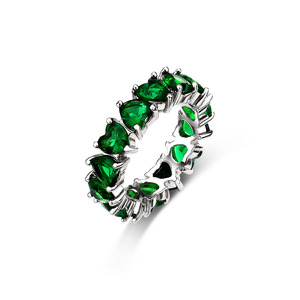 Anillo de banda completa con corazón de dos tonos y circonita verde, chapado en oro, apilable, para declaración, venta al por mayor - Product Image 4