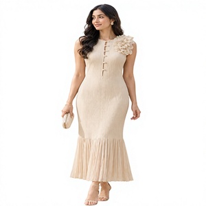 Elegante Vestido Midi de Punto con Corte Evase, Sin Mangas, Cuello Redondo, Dobladillo Plisado y Apliques Florales, Vestido de Fiesta para Mujer, Ropa de Primavera - Product Image 1