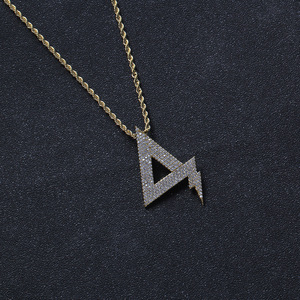Collier pendentif trépied en cuivre et zircon, chaîne à maillons triangulaires Hip Hop pour homme, style streetwear - Product Image 5