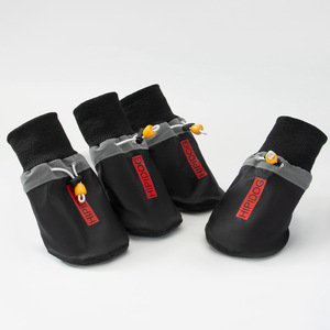 <span class=keywords><strong>Hiver</strong></span> 4 pcs/set English Printed Dog Shoes Large Size Outwear Booties Four Seasons Breathable Classic Adjustable Pet Supplies - Product Image 3