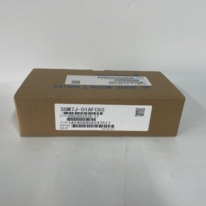 Moteur servo AC Yaskawa SGM7J-01AFC6S 100% neuf et original - Product Image 1