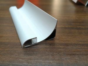 Nouveau profilé LED en aluminium blanc pour éclairage de plafond, extrusion en alliage d'aluminium, profilé LED pour plafond - Product Image 2