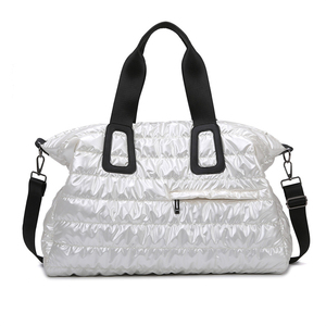 Sac à bandoulière en nuage brodé pour femmes avec sangle, cadeau en gros pour elle, sac de week-end, sac de sport, sac fourre-tout - Product Image 5