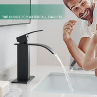 Keran Kamar Mandi Modern Matte Black Waterfall Stainless Steel, Single Handle Single Hole, Inti Keramik, Pemasangan di Dek