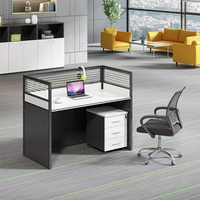 Fournisseurs de mobilier de bureau Bureau moderne pour le personnel Poste de travail à quatre places Table de bureau