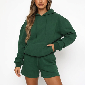 Ensemble 2 pièces pour femme : sweat à capuche et short, tricot uni, tenue décontractée, coupe régulière, vêtements de sport - Product Image 4