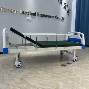 سرير مستشفى يدوي عالي الجودة ورخيص الثمن من الفولاذ بمقبضين ووظيفة واحدة، قابل لتعديل الظهر والركبة، مع عجلات متحركة - Product Image 2