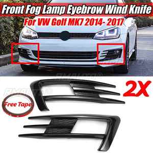 Une paire de garnitures de protection en ABS pour feux antibrouillard avant de voiture, style 'eyebrow' et 'wind knife', pour VW Golf MK7 2014 2015 2016 2017 - Product Image 1