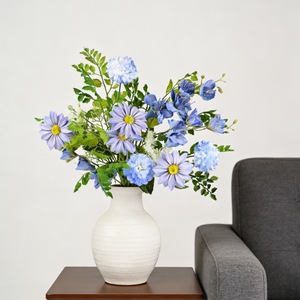 Bouquet de fleurs artificielles bleu clair, chrysanthème, hortensia, décoration de mariage, décoration de la maison, tissu en soie PVC, bouquet fait main - Product Image 2
