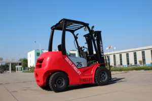 Grúa Archer 2.5 Ce Epa con Desplazador Lateral de Horquilla Acpc25k y Mástil de Dos Etapas, Entrega Gratuita en 2026 - Product Image 3