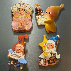 แม่เหล็กติดตู้เย็นอะคริลิคขนาด 60 มม. ลายการ์ตูนสร้างสรรค์รักษ์โลก ดีไซน์น่ารัก ขายดี มีคุณค่าสูง รูปดาวหมุนได้ - Product Image 1