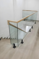Balustrade en verre de sécurité trempé pour hôpitaux et usage industriel, structure solide, panneaux de garde-corps d'escalier en verre pour bâtiments
