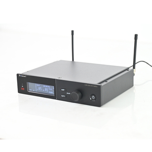 Micrófono inalámbrico SL-D4 Karaoke Live Vocals Dynamic de 100 metros con sonido claro y nítido. - Product Image 2
