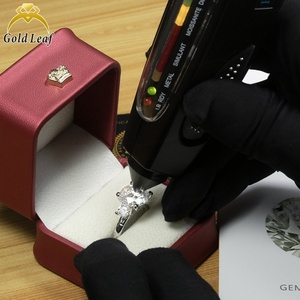 Bague de mariage de luxe en feuille d'or pour femme, personnalisée en argent sterling 925, avec moissanite et diamant GRA D VVS de 5 carats, haute qualité - Product Image 6