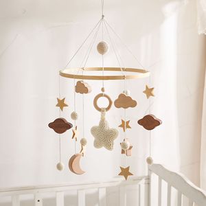 Mobile per Culla con Stelle, Luna e Nuvole, Decorazione Sospesa, Cielo Stellato, Semplice Carillon in Legno per Neonati e Bambini - Product Image 1