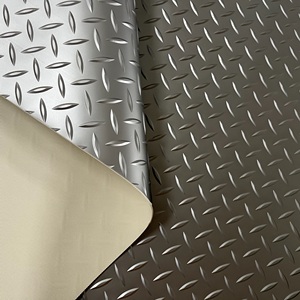 Proveedor Chino de Suelos de <span class=keywords><strong>Vinilo</strong></span> Modernos de PVC de 2 mm con Patrón de Diamante, Antideslizantes y Resistentes al Desgaste para Almacenes, Talleres y Garajes - Product Image 4