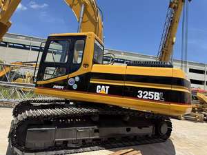 Utilisé pour l'excavatrice 325BL de 25 tonnes de 2020 avec godet de 460L, marteau hydraulique, lignes, moteur, PLC - Product Image 6