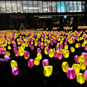 Luces LED Decorativas con Forma de Tulipán para Fiestas, con Clasificación IP65 para Uso en Interiores/Exteriores, Colores Personalizados y Estilo Artístico - Product Image 1