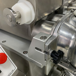 Machine Automatique à Enrober les Tamales en Continu, Multi-Remplissage, Haute Efficacité pour Ligne de Production Alimentaire d'Usine - Product Image 3