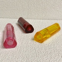Tube de brillant à lèvres triangulaire vide personnalisé en gros, emballage transparent en plastique pour gloss, conteneur d'emballage pour brillant à lèvres