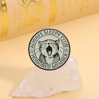Épinglette Métallique Personnalisée Chat Charmante pour les Membres du Club Always Sleepy – Cadeau de Collection pour les Amateurs d'Animaux lors d'Événements
