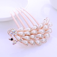 Zähne Haar griff Braut Perle Strass Haarteil Pin Clip Braut Haar Zubehör Hochzeit Haarkamm in Brötchen