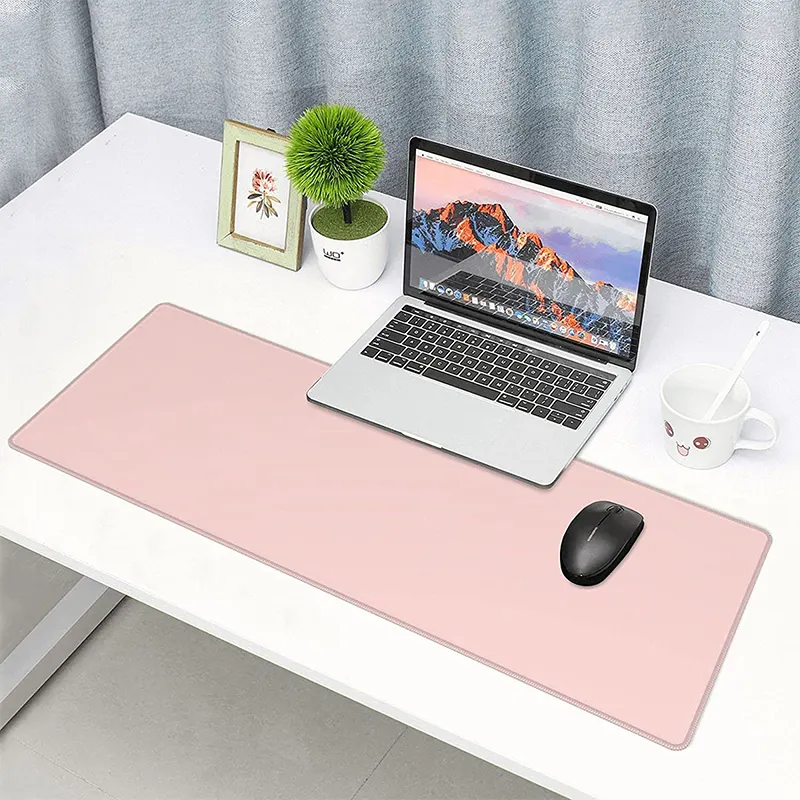 BSCI fabrika özelleştirilmiş pembe büyük deri mouse pad masa pedi