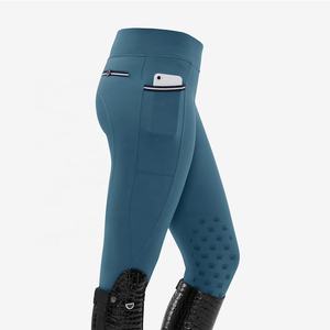 Cómodas y Transpirables Mallas de Ciclismo Antibacterianas de Malla Elástica (Spandex/Poliéster) que te Harán Lucir y Sentirte Fresco/a - Product Image 3