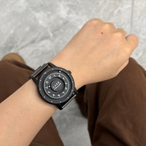 Fashion Creative Stainless Steel With Rolling Beads Men's Quartz Watch Magnetic <b>Clock</b> Rolling Hands Magnetic Watch - Product Image 3