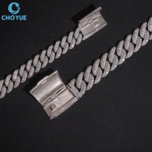 Cadena de Lujo de 23MM con Diseño de Plata 925 Bañada en Rodio y Moissanita, Corte Brillante Redondo, Microincrustaciones, Cadena de Eslabones Estilo Hiphop - Product Image 3