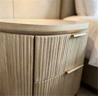 Lits modernes en bois massif sur mesure avec pied de lit et hauteur réglable pour les packages de présentation de maisons-témoin