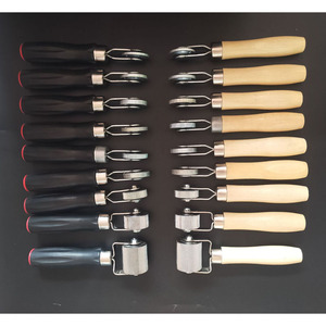 Kit de réparation de pneus de voiture Rouleau de réparation de roues de <span class=keywords><strong>moto</strong></span> avec poignée en bois Outil de réparation de pneus pour voitures Accessoires - Product Image 6