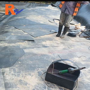 Géomembranes comme revêtements miniers pour les systèmes de confinement des plateaux de lixiviation en empilage, revêtement de systèmes de lixiviation en empilage pour l'extraction de l'or - Product Image 3